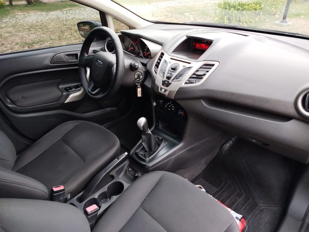 Ford FIESTA TREND — foto 2