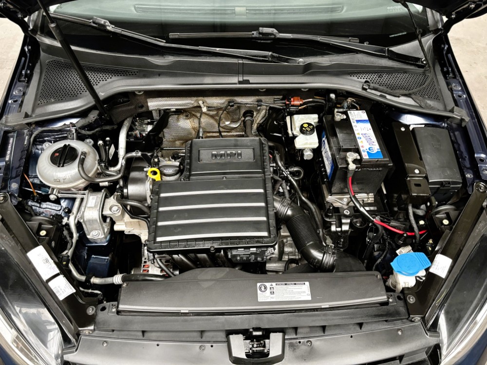 Volkswagen Golf 1.6 MT — foto 7