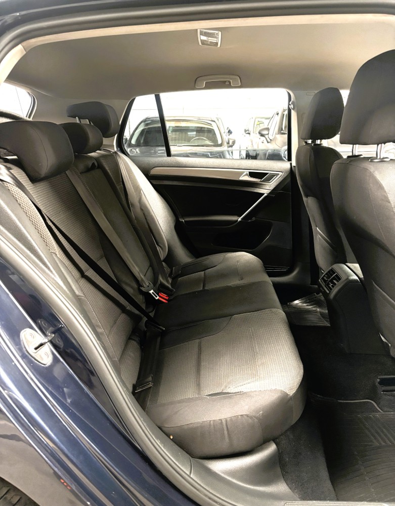 Volkswagen Golf 1.6 MT — foto 15
