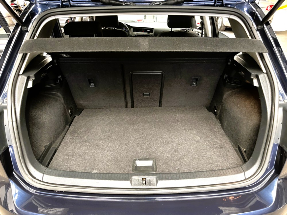 Volkswagen Golf 1.6 MT — foto 16