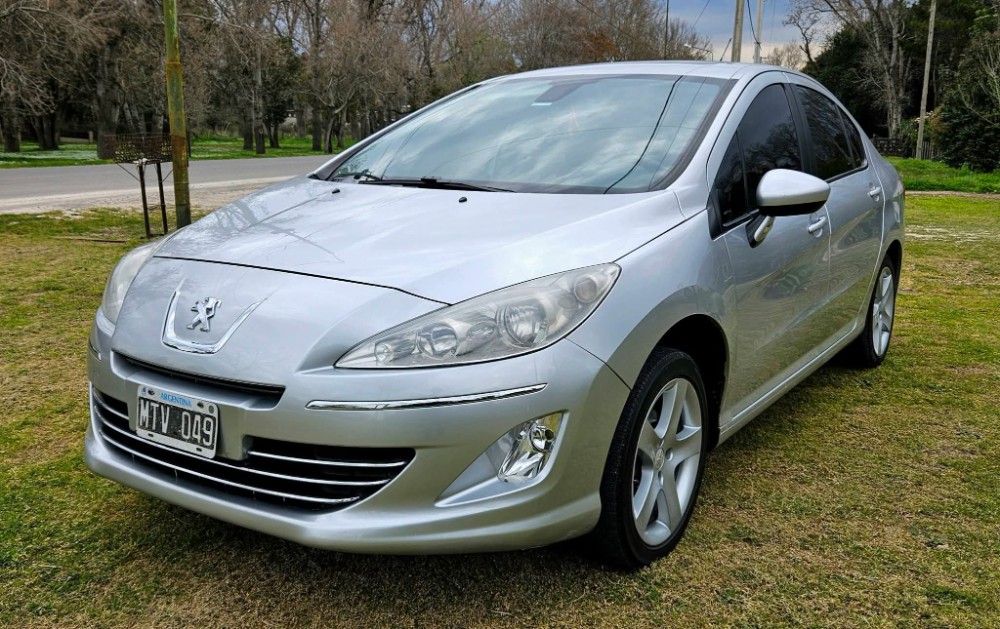 Peugeot 408 Allure + — foto 2