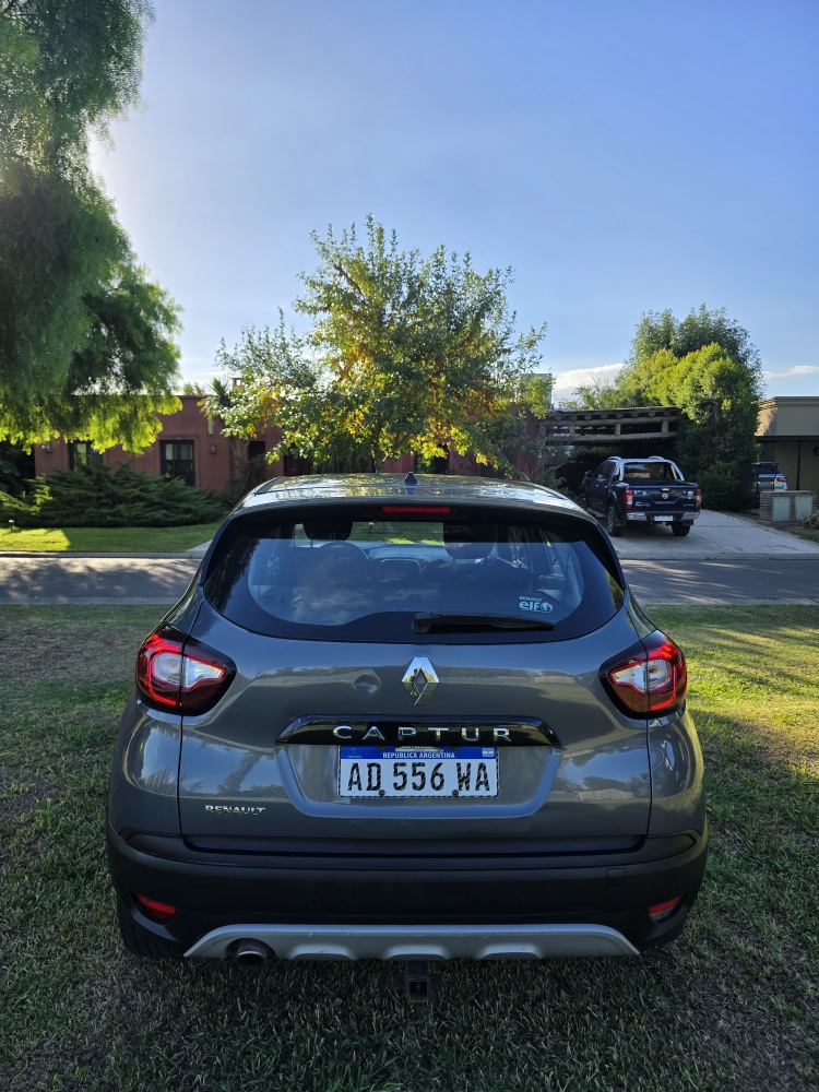 Renault Captur ZEN 2.0 — foto 4