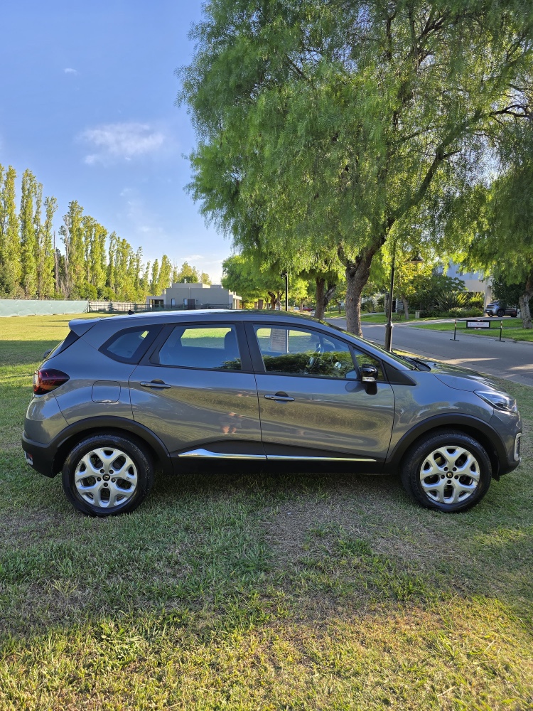 Renault Captur ZEN 2.0 — foto 10