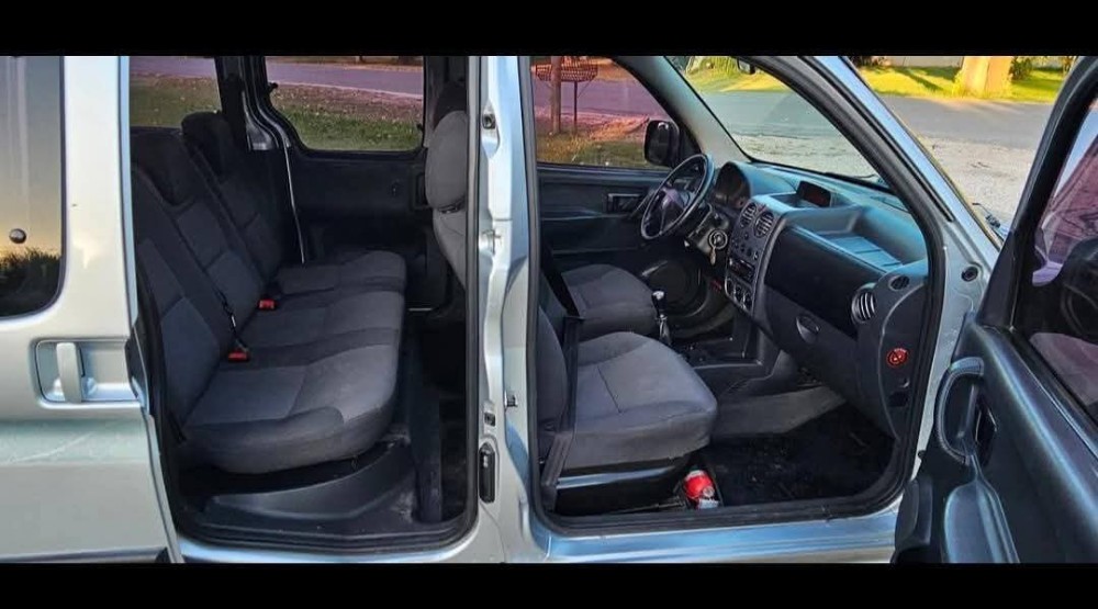 Peugeot PARTNER PATAGONICA — foto 5