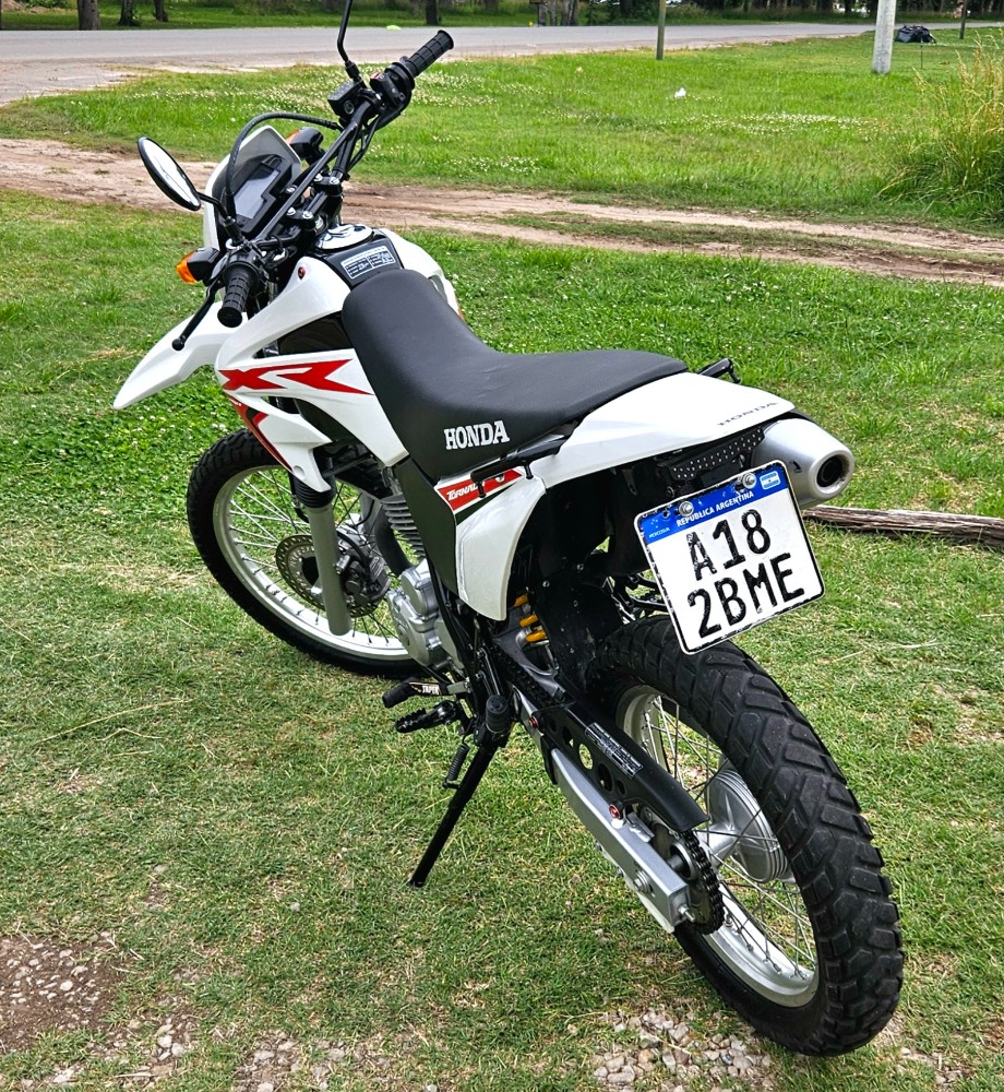 Honda TORNADO 250 — foto 3