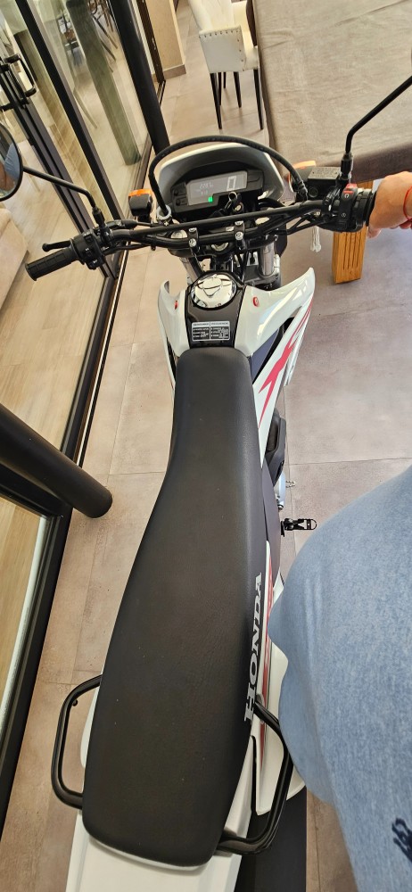 Honda TORNADO 250 — foto 5