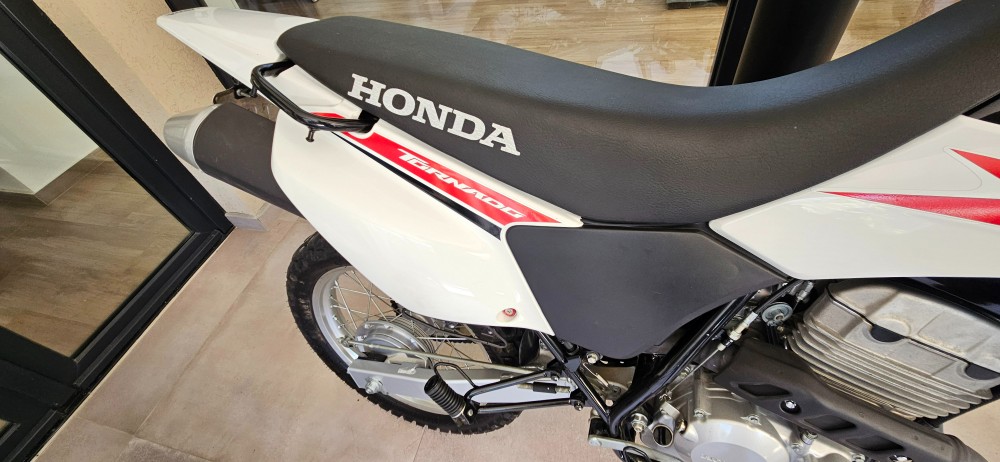 Honda TORNADO 250 — foto 6