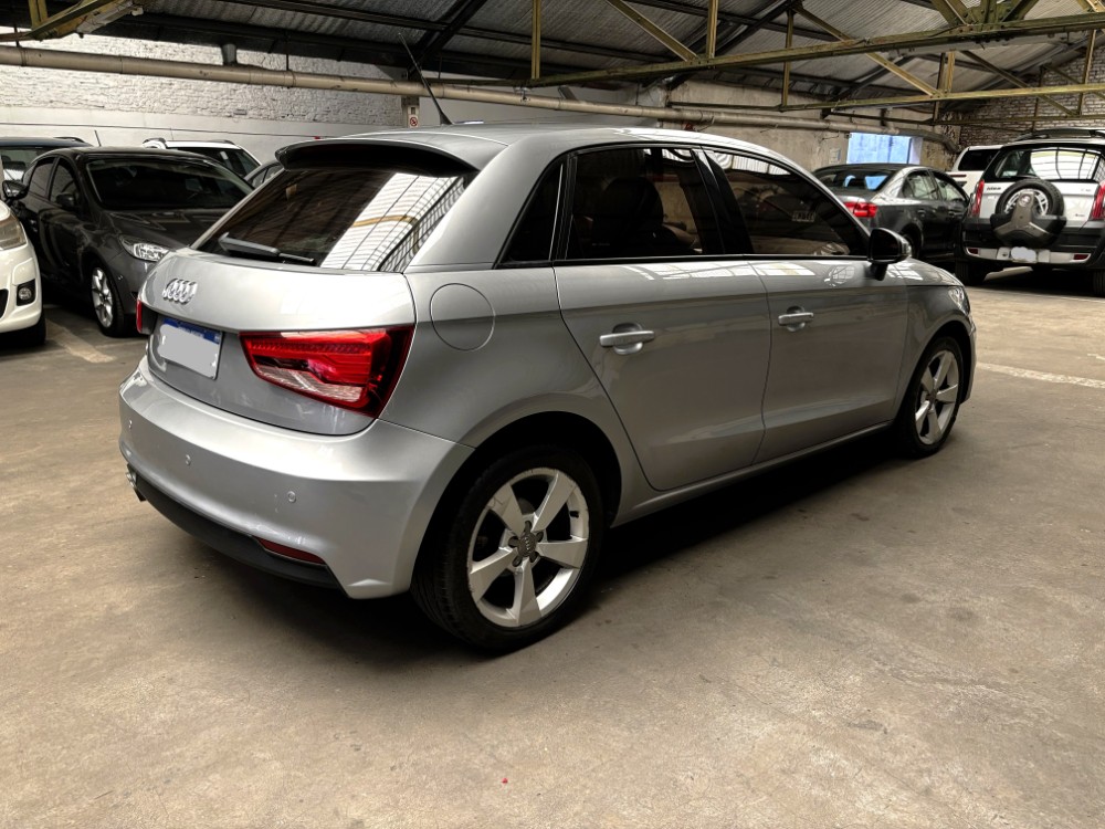 Audi A1 Sportback 1.4 Tfsi Stronic — foto 5