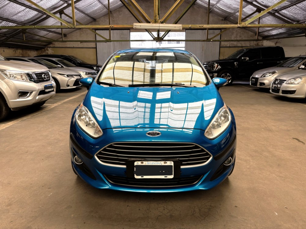 Ford Fiesta Kinetic 1.6 Se Plus 120cv — foto 3