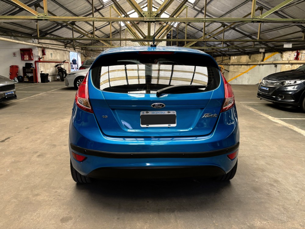 Ford Fiesta Kinetic 1.6 Se Plus 120cv — foto 6