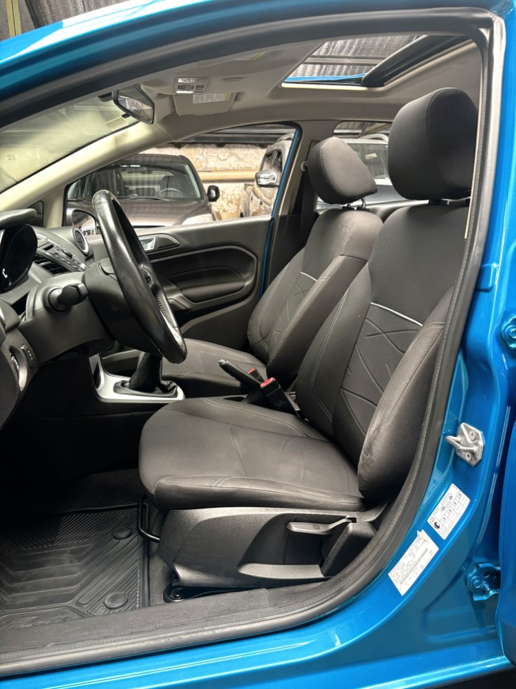 Ford Fiesta Kinetic 1.6 Se Plus 120cv — foto 12