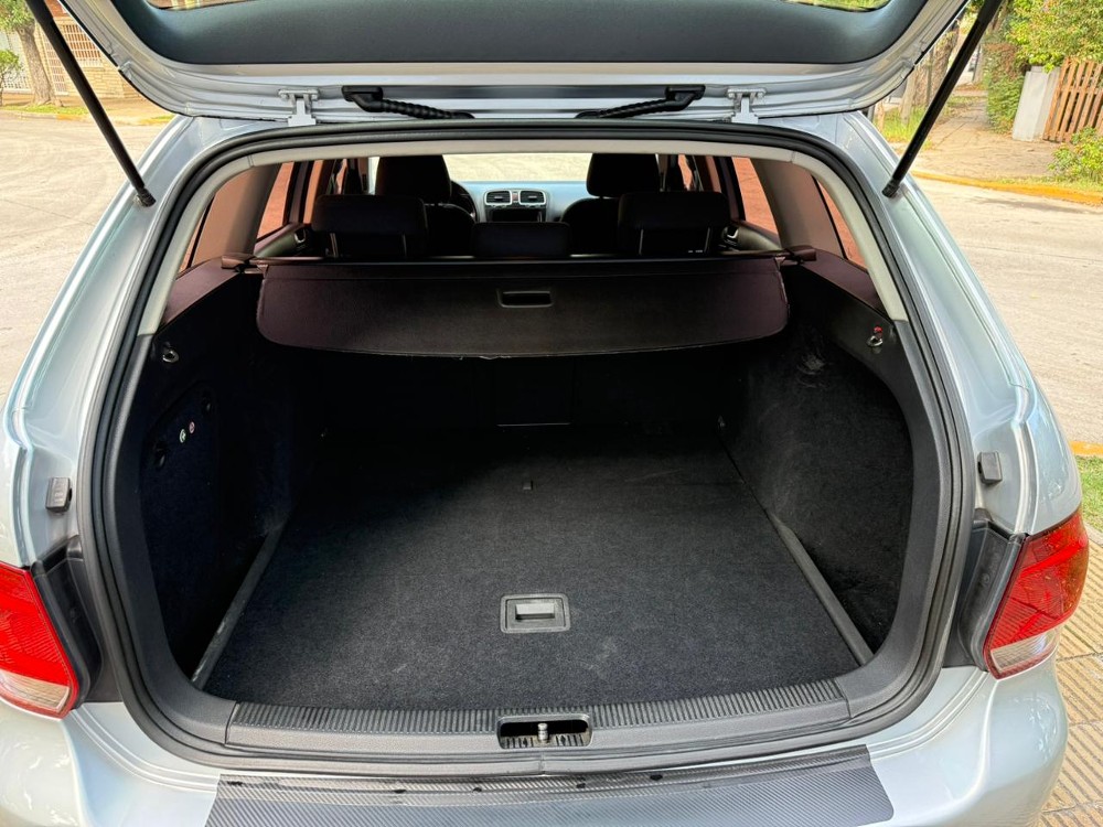 Volkswagen VENTO VARIANT 2.5 ADVANCE — foto 13