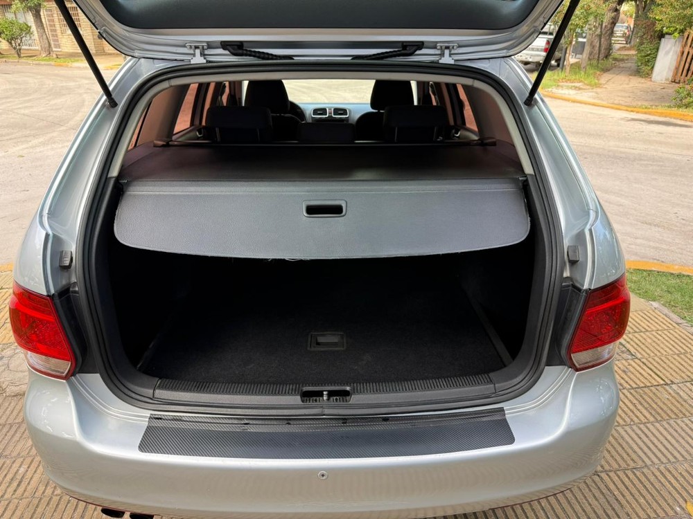 Volkswagen VENTO VARIANT 2.5 ADVANCE — foto 15