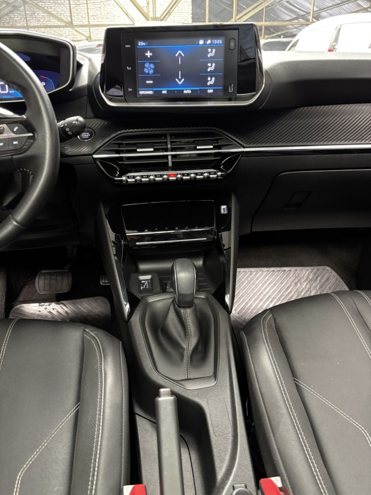 Peugeot 208 1.6 Feline Tiptronic — foto 9