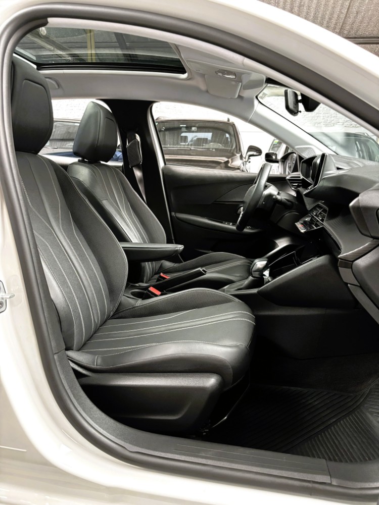 Peugeot 208 1.6 Feline Tiptronic — foto 14