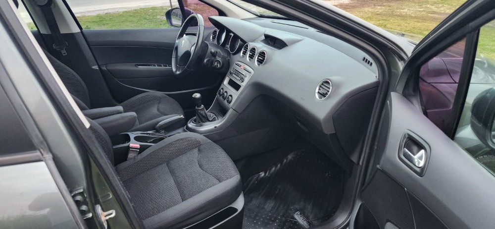Peugeot 408  Allure  — foto 12