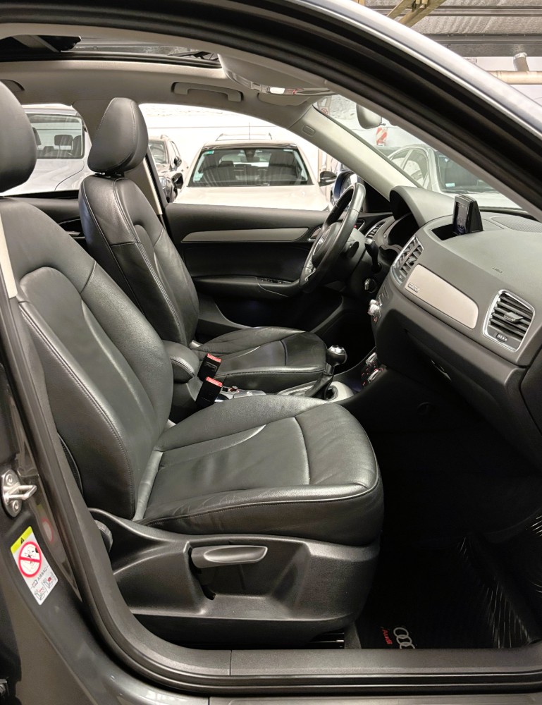 Audi Q3 2.0 Quattro Tfsi 211cv Stronic — foto 13