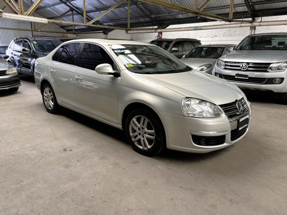 Volkswagen Vento 2.5 Advance Tiptronic 170cv — foto 4