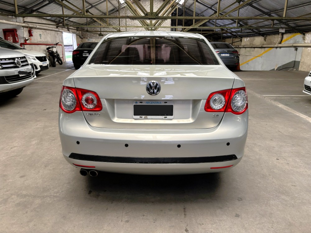 Volkswagen Vento 2.5 Advance Tiptronic 170cv — foto 6