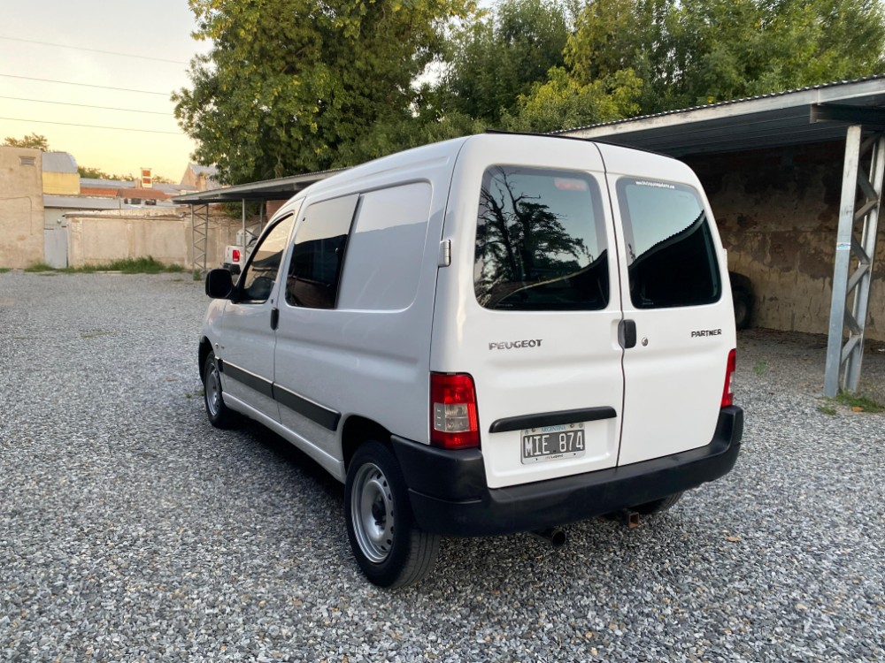 Peugeot Peugeot  Partner 1.6 HDi 5 plazas — foto 11