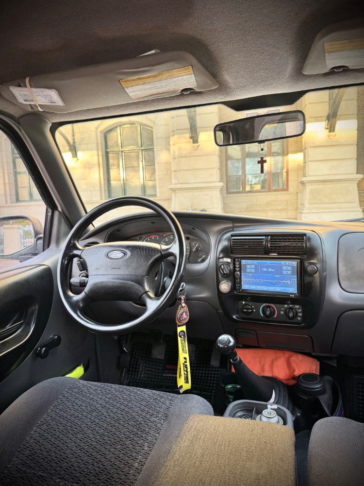 Ford Ranger 4x4 — foto 3