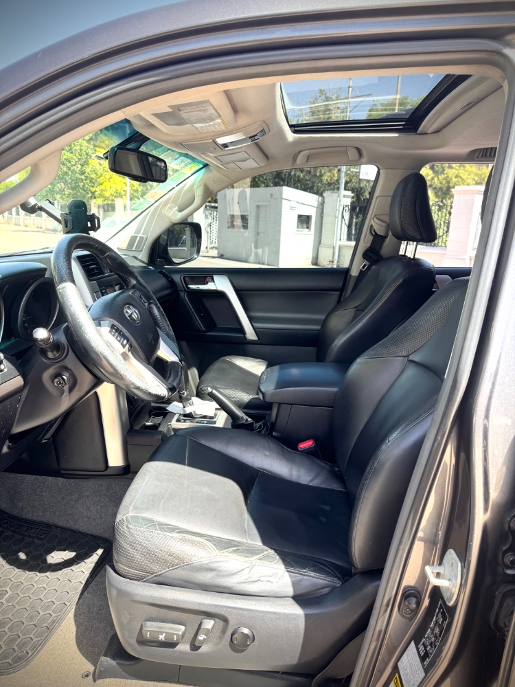 Toyota Land Cruiser Prado — foto 4