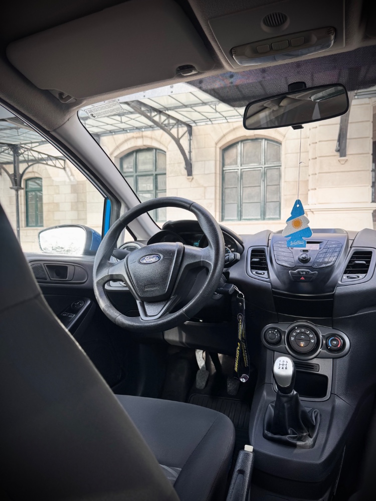 Ford Fiesta Kinetic S — foto 2