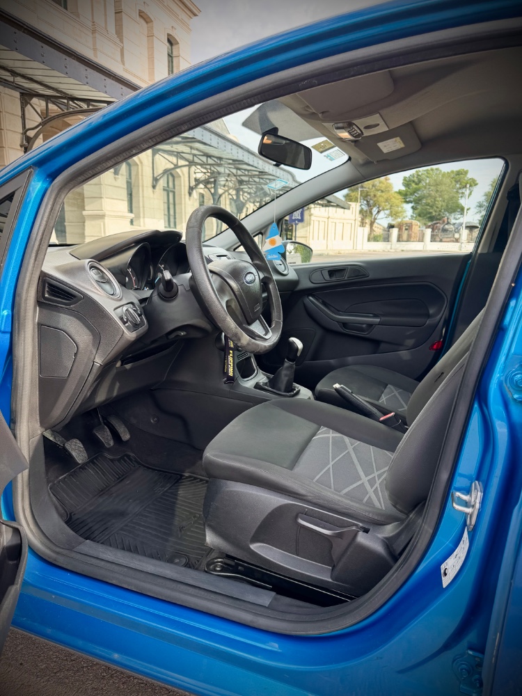 Ford Fiesta Kinetic S — foto 3
