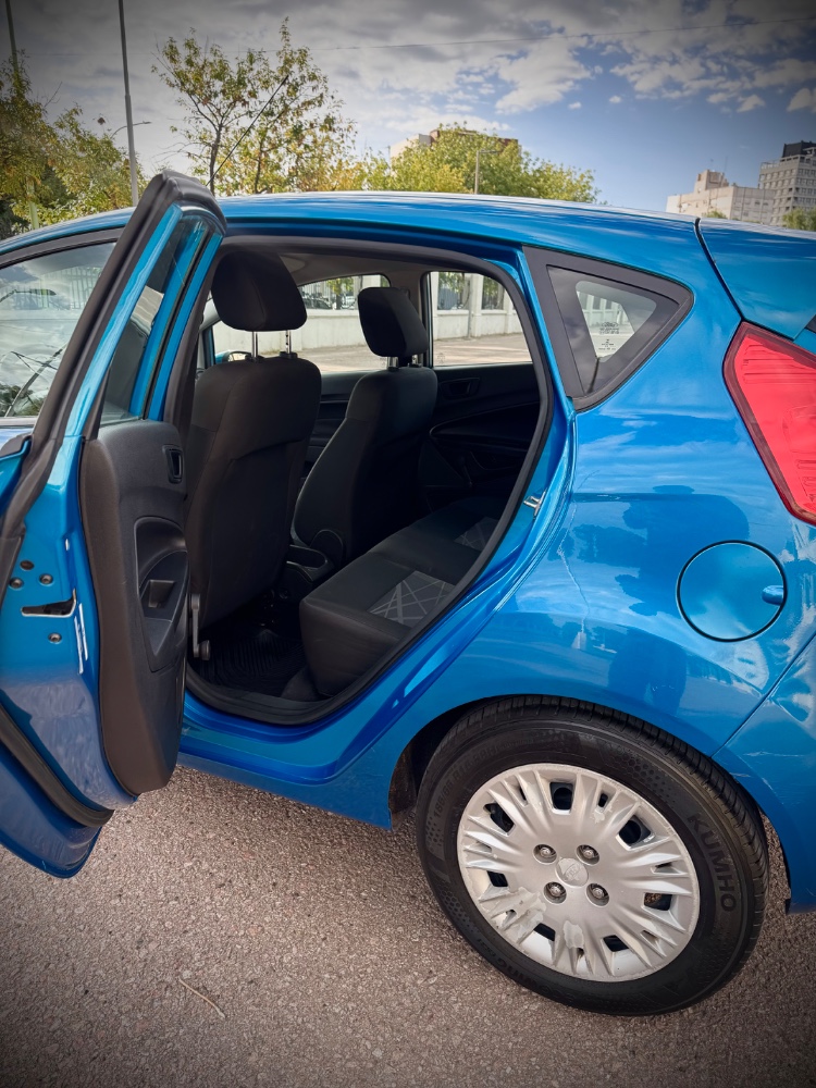 Ford Fiesta Kinetic S — foto 7