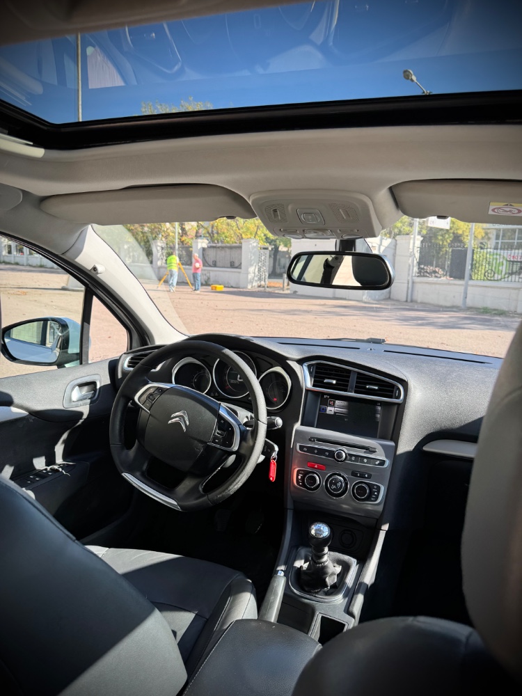 Citroën C4 Lounge — foto 5