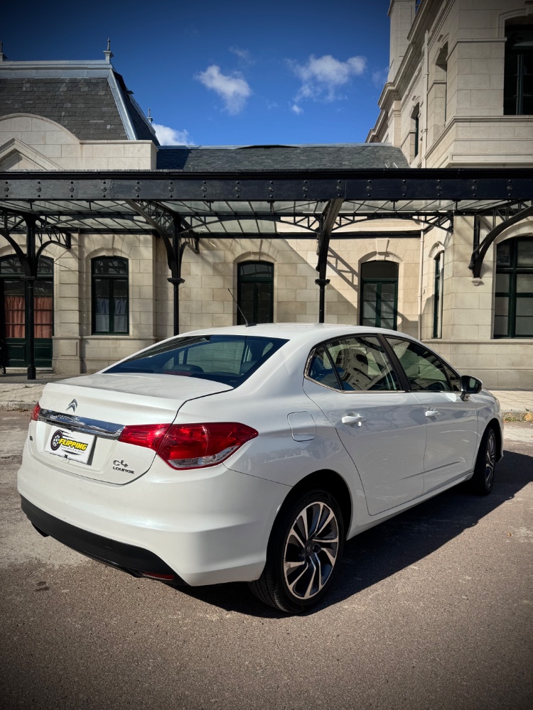 Citroën C4 Lounge — foto 6