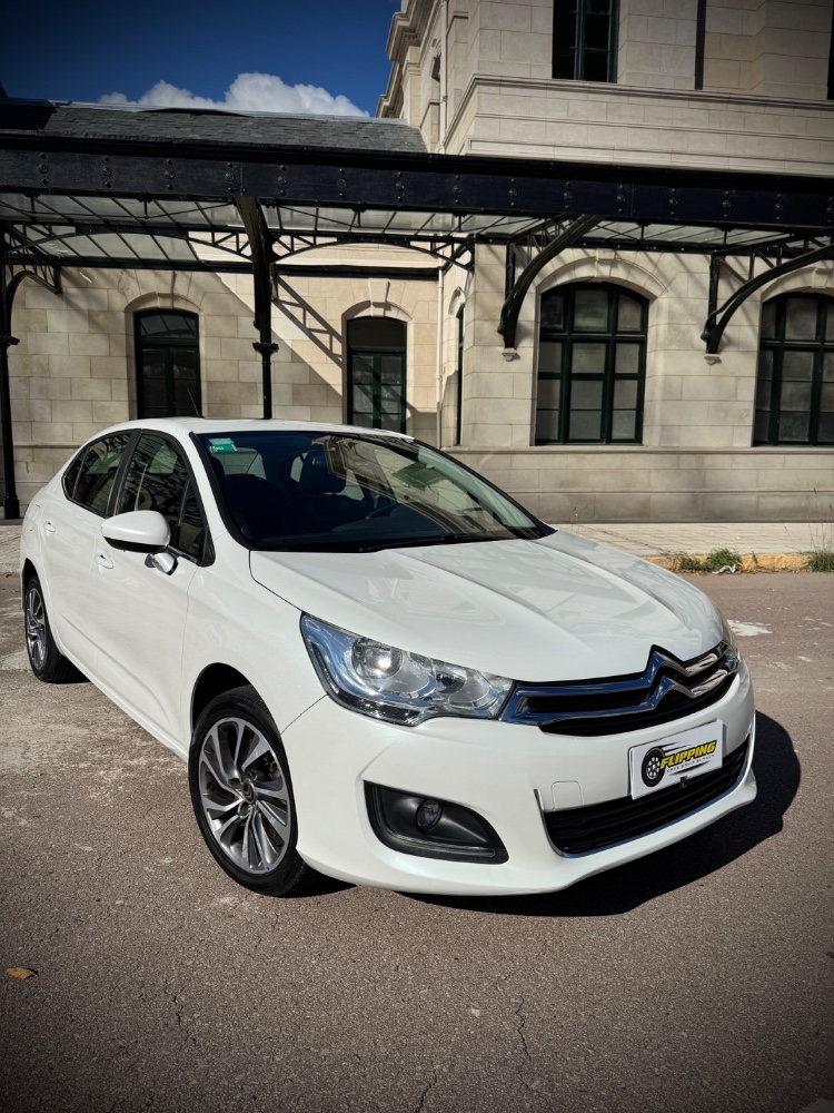 Citroën C4 Lounge — foto 7