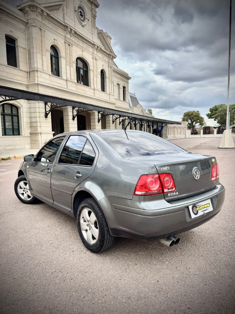 Volkswagen Bora 2.0 — foto 8