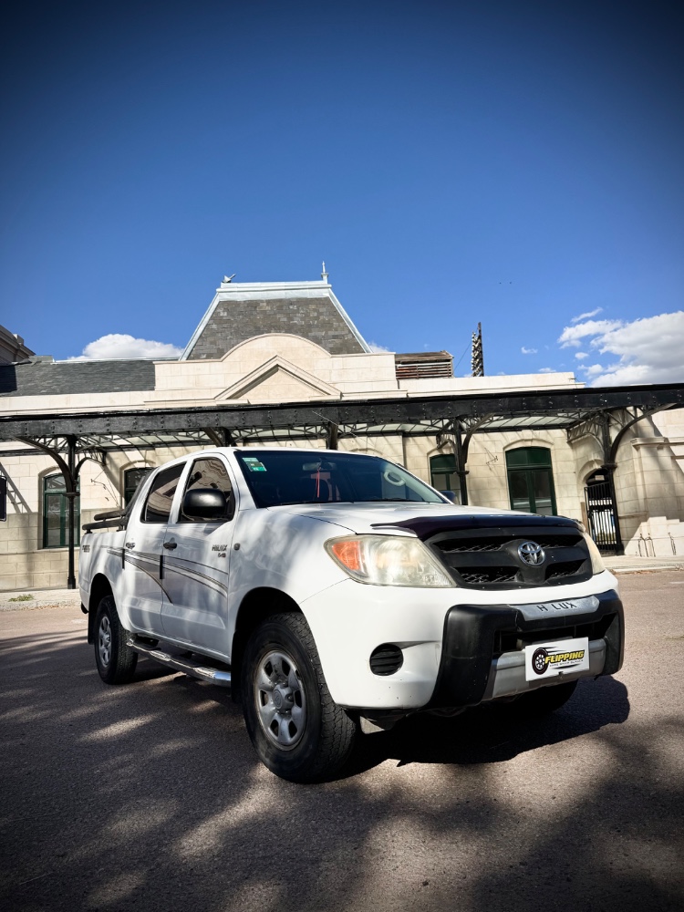 Toyota Hilux — foto 6