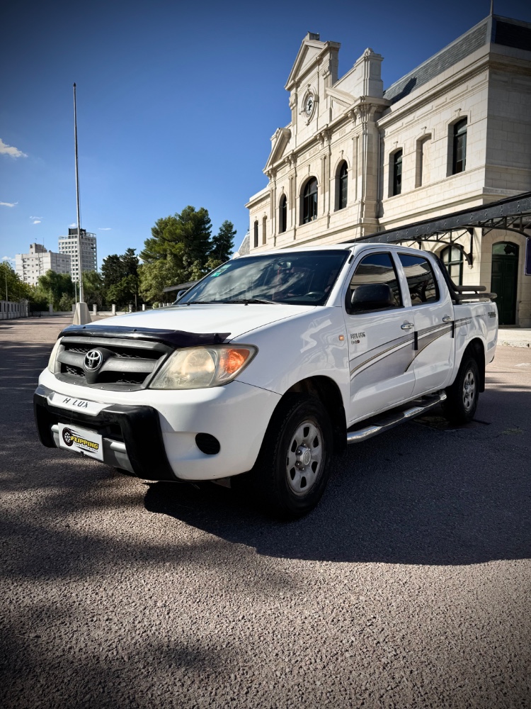 Toyota Hilux — foto 10