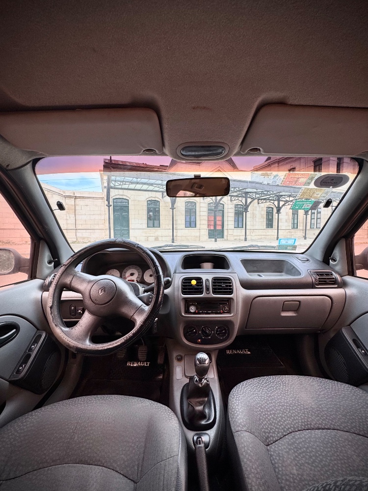 Renault clio — foto 2