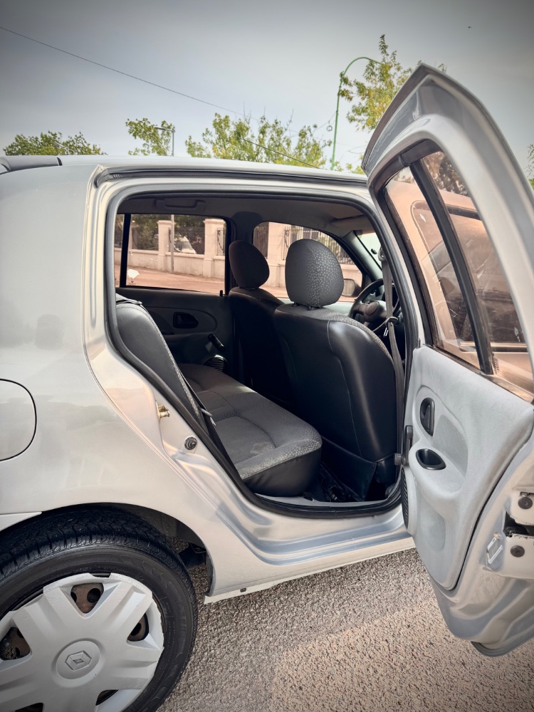 Renault clio — foto 3