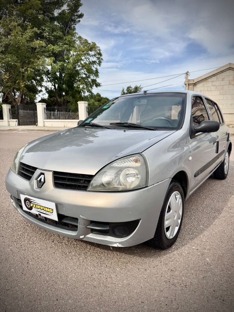 Renault clio — foto 6
