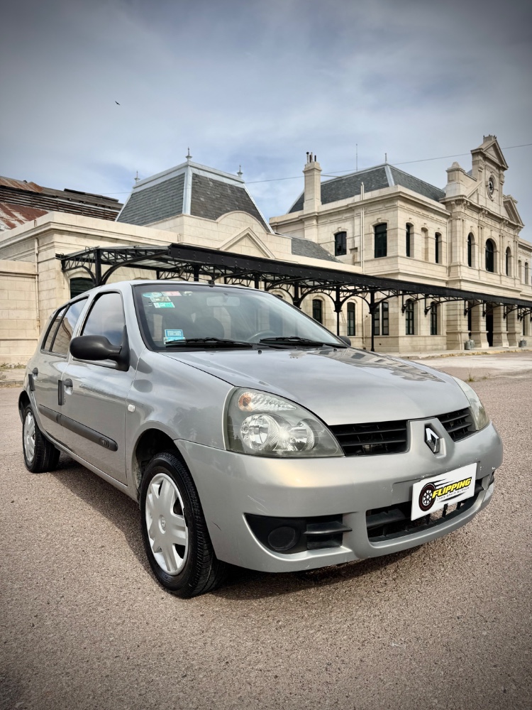 Renault clio — foto 7