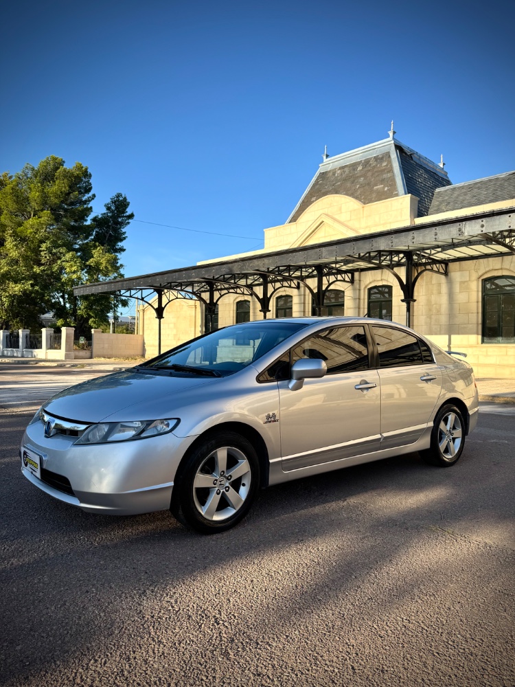 Honda Civic EXS — foto 9