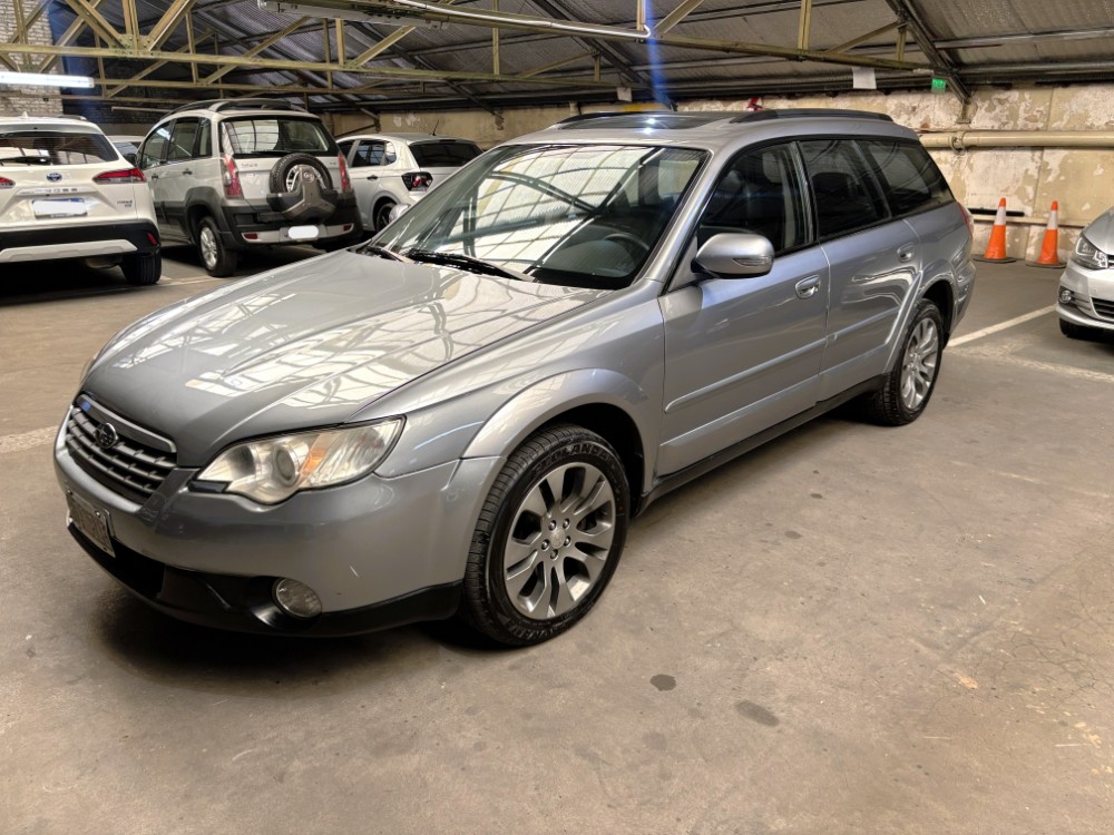 Subaru Outback 3.0 R