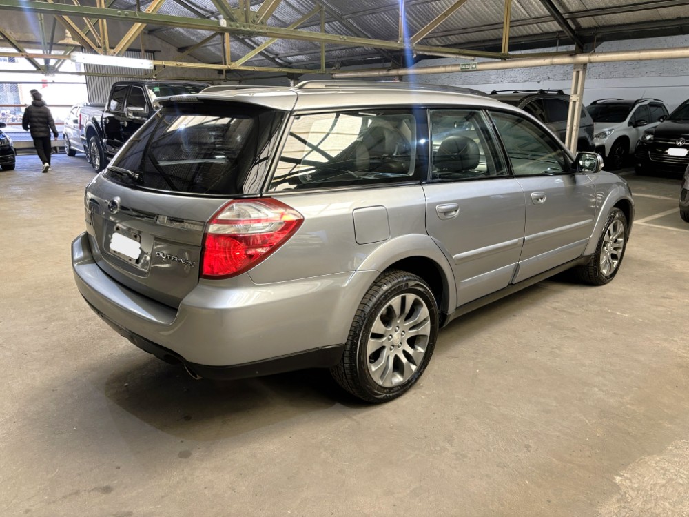 Subaru Outback 3.0 R — foto 5