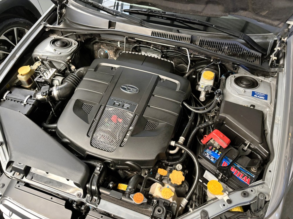 Subaru Outback 3.0 R — foto 7