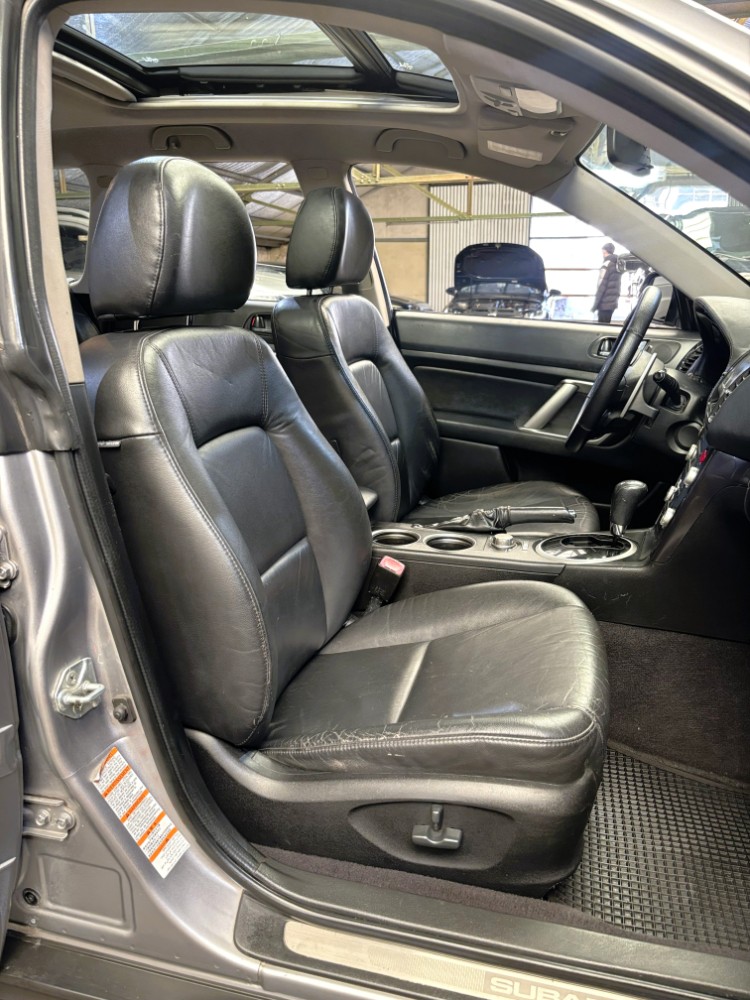 Subaru Outback 3.0 R — foto 14
