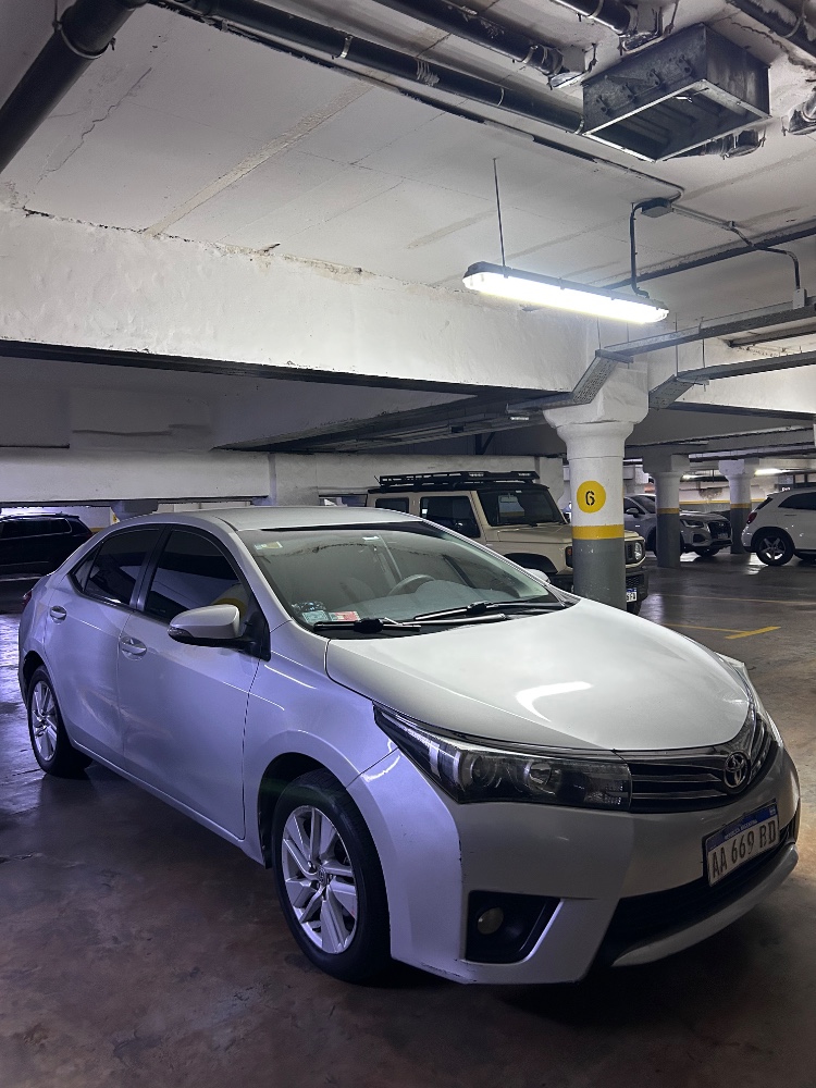Toyota Corolla XEI — foto 10