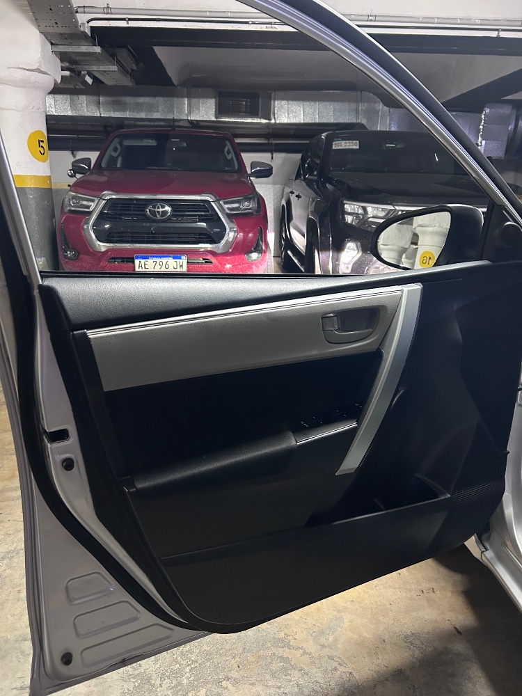 Toyota Corolla XEI — foto 16