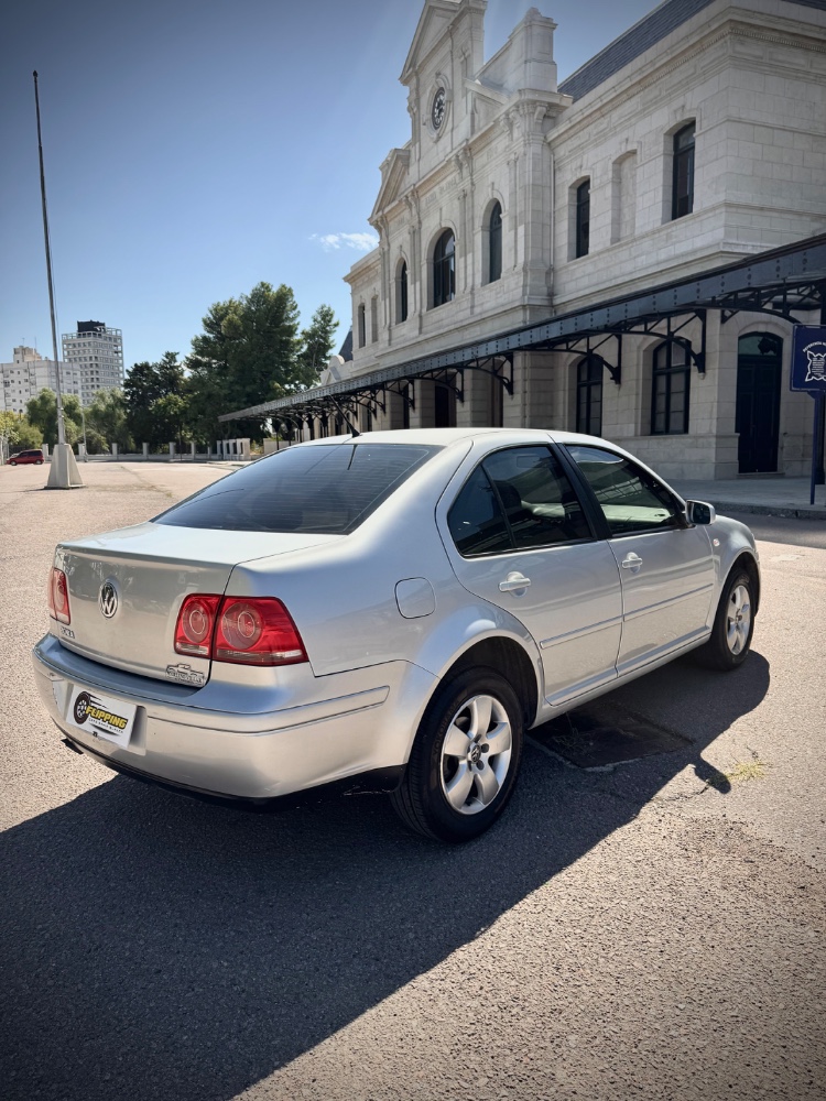 Volkswagen Bora 2.0 — foto 8
