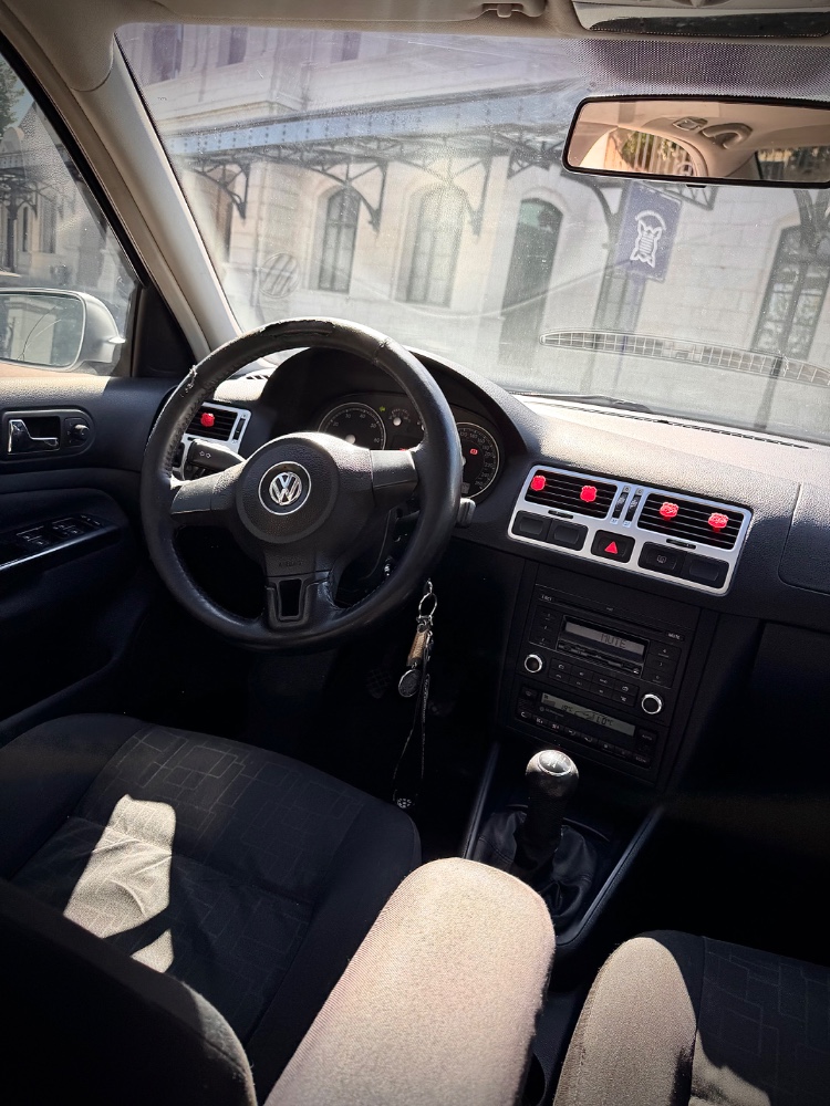 Volkswagen Bora 2.0 — foto 9