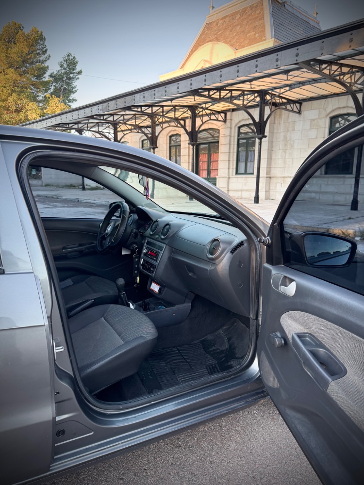 Volkswagen Gol Trend — foto 7