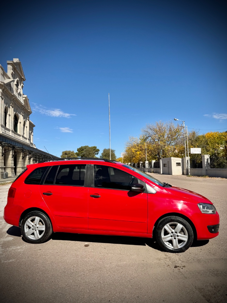 Volkswagen Surán Comfortline 1.6 — foto 8